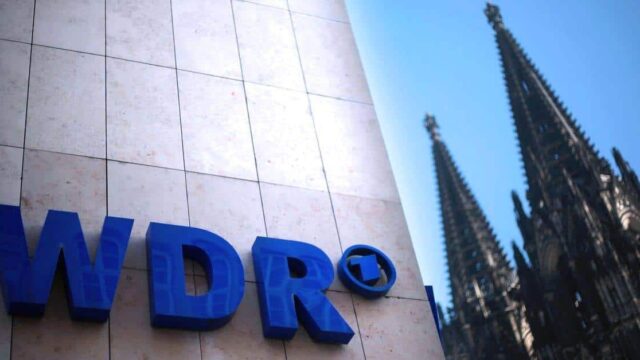 WDR-Journalistin: „Wir werden genötigt pro Regierung und positiv über Flüchtlinge zu berichten.“