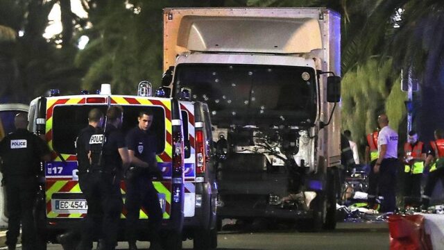Nizza: Islamist ermordet mindestens 80 Menschen, darunter viele Kinder
