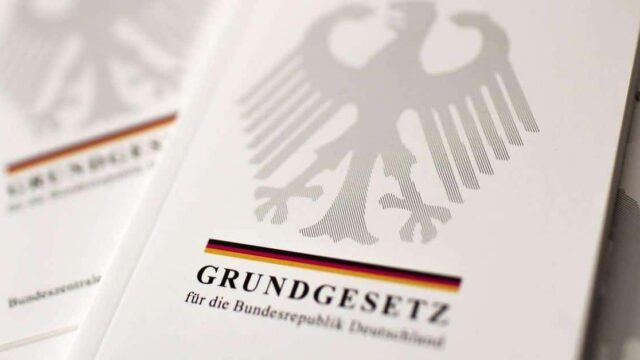 Die ARD tagesthemen belügen die Zuschauer jetzt schon über das Grundgesetz