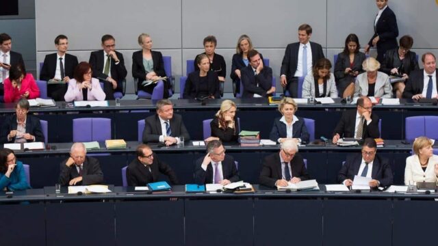 Was kostet ein Bundestagsabgeordneter?