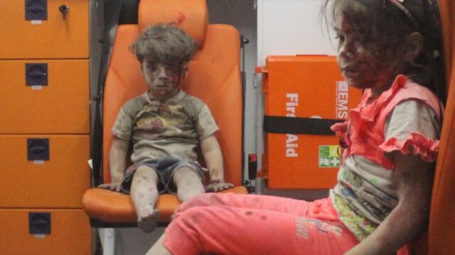 Redaktion	Was hinter dem Foto von Omran Daqneesh steckt 2