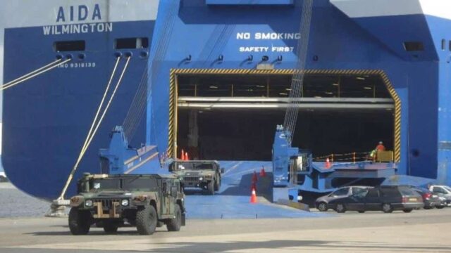 USA verlegen hunderte gepanzerte Militärfahrzeuge nach Deutschland
