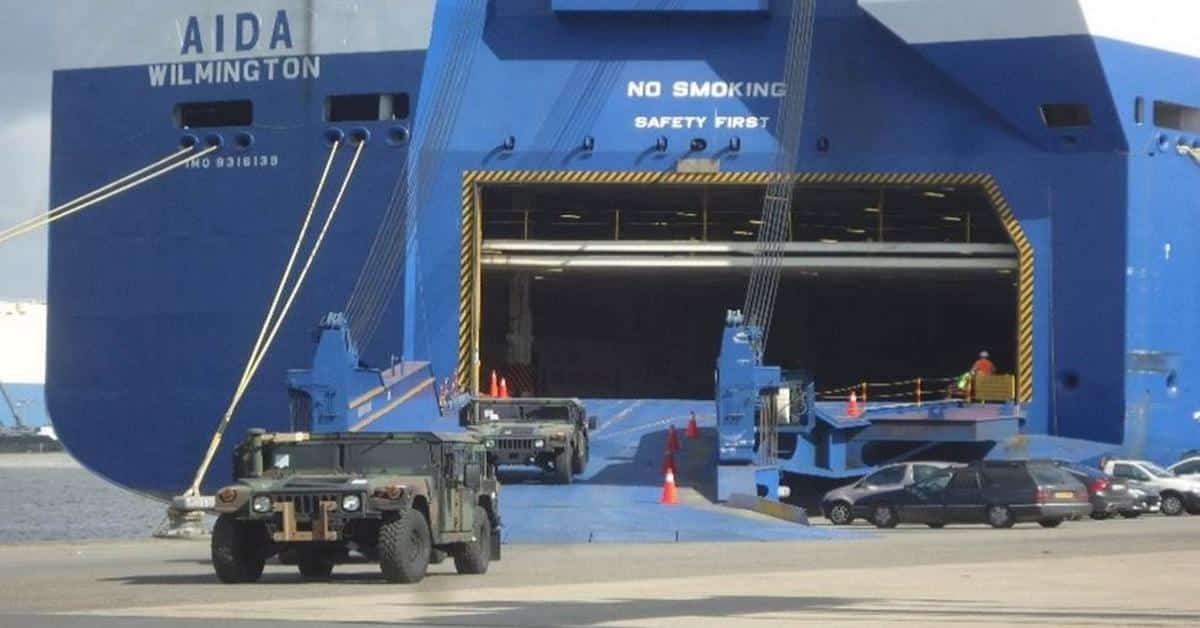 USA verlegen hunderte gepanzerte Militärfahrzeuge nach Deutschland