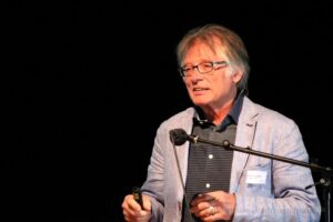 Hardcore-Sex in Kinderkrippen: „Pornopuppe Lutz“ wirbt für sexuelle Vielfalt 10 Prof. Dr. Uwe Sielert, 2015