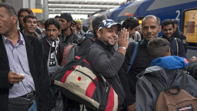 Flüchtlingslüge – Warum wir auch 2016 wieder überrannt werden