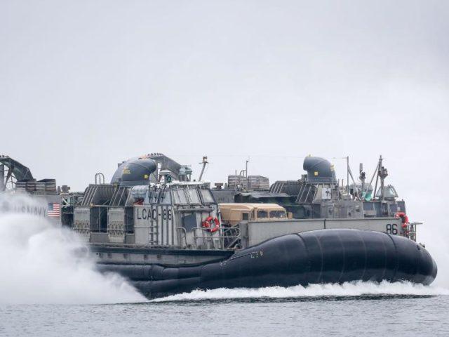 Kriegsvorbereitungen: NATO will noch mehr Truppen an Russlands Grenzen verlegen 3 urn-newsml-dpa-com-20090101-161025-99-938794_large_4_3_auch_luftkissenboote_der_us-marine_waren_beim___baltops_-man-640x480