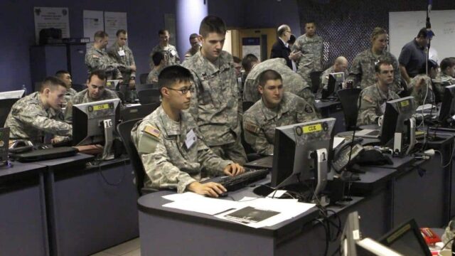 USA beginnen Krieg gegen Russland ein und greifen Stromnetze an