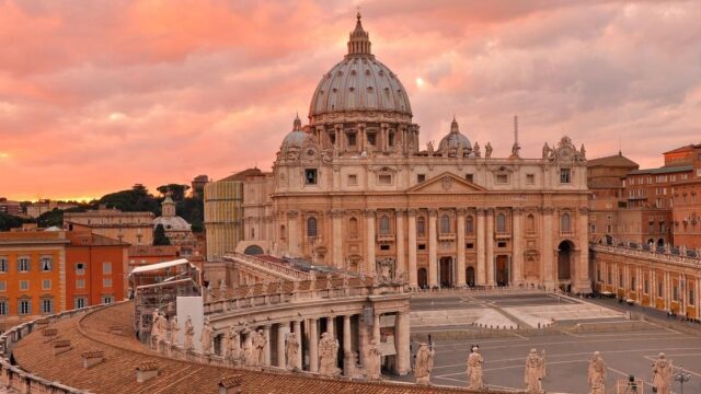 Moslems in Rom: „Gebt uns Moscheen oder wir werden im Vatikan zu Allah beten!“