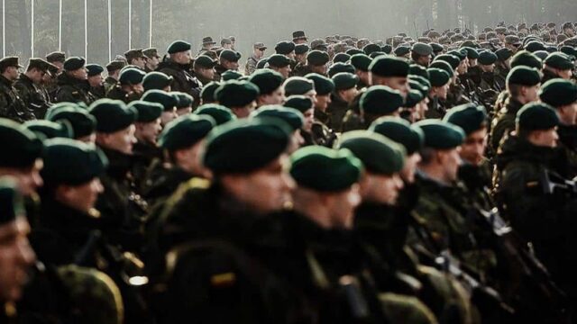 Manöver, Marschbefehle und Kriegsspiele – wie die NATO Russland provoziert