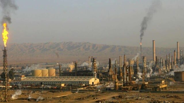 Das Schweigen der Lämmer – Flüchtlinge, EU und Krieg um Syriens Energie