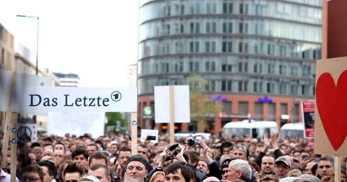 Top-Autor der FAZ packt aus und entarnt den Umerziehungsjournalismus deutscher Medien