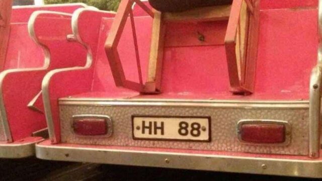 Wenn kleine Nazis „Hitler-Karussell“ fahren