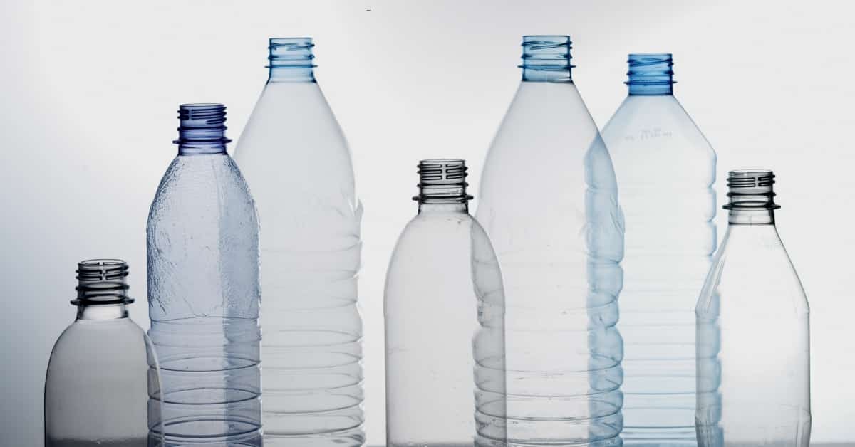 Studie belegt: Getränkeflaschen aus Plastik enthalten krebserregendes Gift