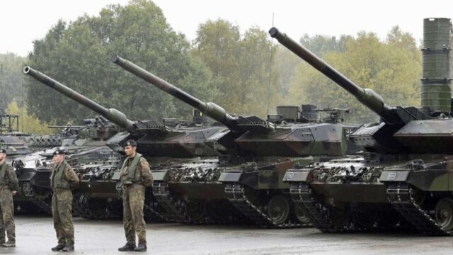 Sicherheit braucht Feinde: Deutschland im Rüstungsfieber