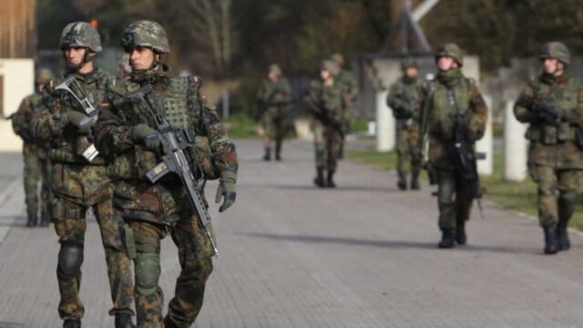 Bundeswehr im Inneren: Bald marschieren deutsche Soldaten in unseren Städten