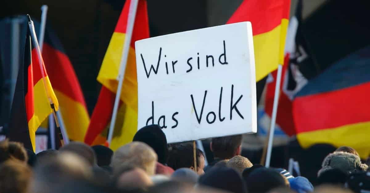 Völkermord, Deutschfeindlichkeit, Nazi-Vorwürfe, Terror – Wir waren mal das Volk