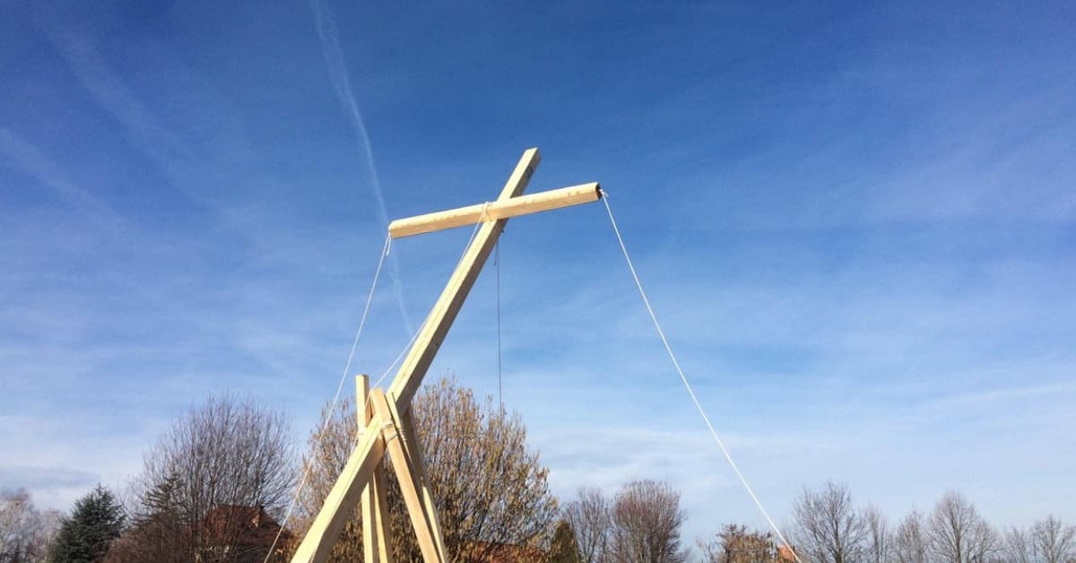 MP Bodo Ramelow vergleicht christliches Kreuz in Erfurt-Marbach mit Hakenkreuz und Ku-Klux-Clan