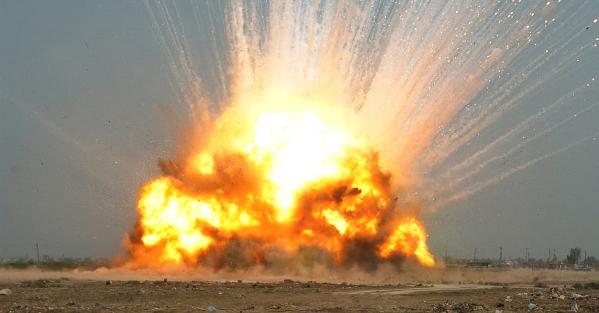 Botschaft an Russland: USA werfen erstmals ihre größte nichtnukleare Bombe in Afghanistan ab
