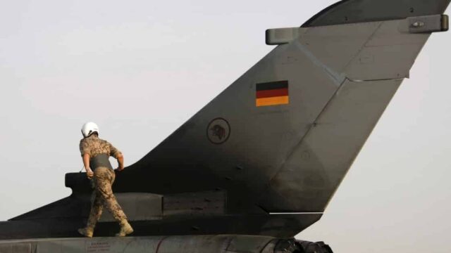 Bundeswehr-Offizier: „Bundesregierung genehmigt das Töten von Zivilisten im Nahen Osten“