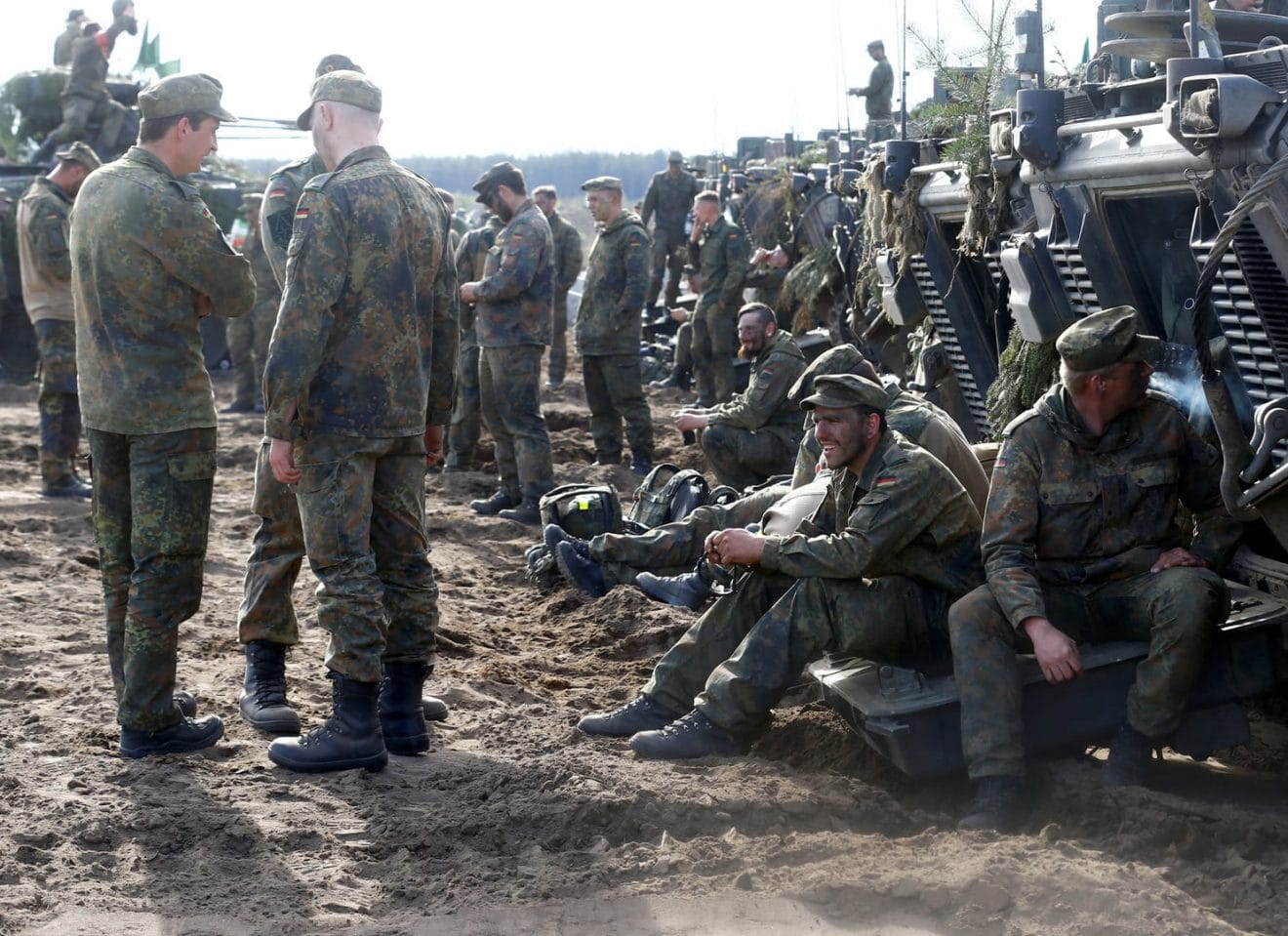 Heimlich, still und leise: Merkel-Regime baut eine EU-Armee unter eigener Befehlshoheit auf