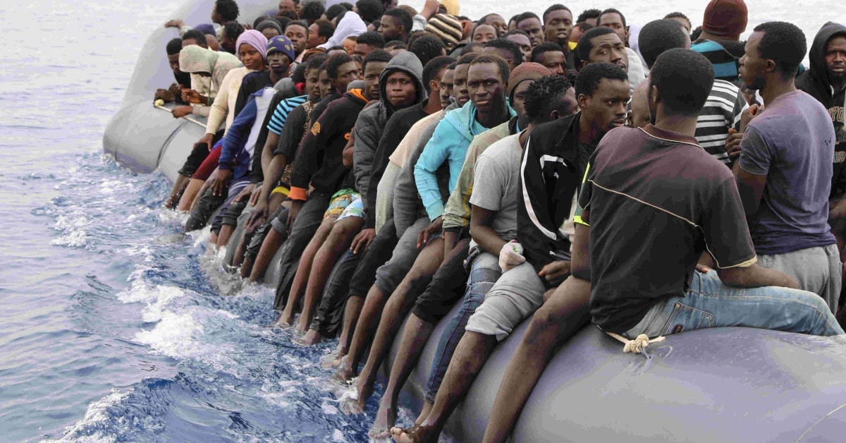 Neue Beweise: Schlauchboot-Migranten rufen NGOs wie "Taxis" an – und werden abgeholt!