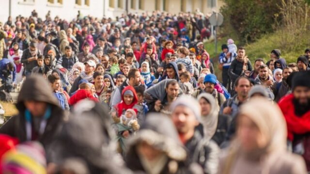 Deutschlands Untergang: Die wahren Flüchtlingsströme kommen erst noch
