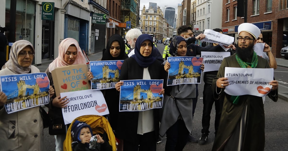 London: CNN inszeniert Moslemdemo gegen den Islamterror – ARD übernimmt gefälschten Bericht