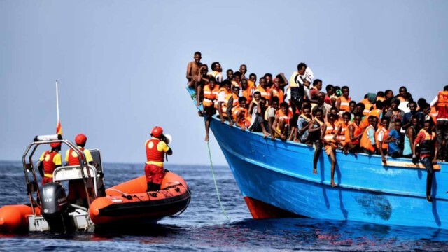 NGOs bezahlen für illegale Migranten, die sich keine Überfahrt nach Europa leisten können