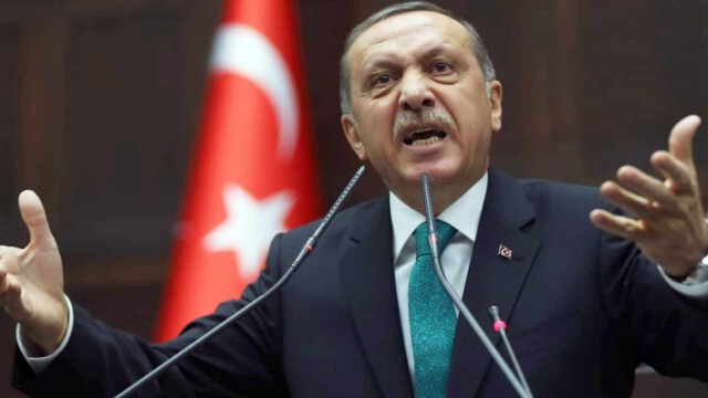 Erdogan wegen Menschenrechtsverbrechen und Völkermord angeklagt – Haftbefehl möglich