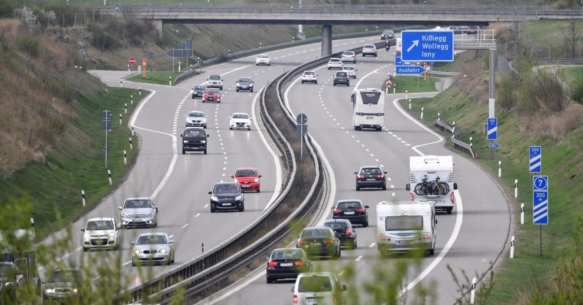 Der große Autobahnbetrug: Wie Politik und Finanzwirtschaft die Steuerzahler abzocken