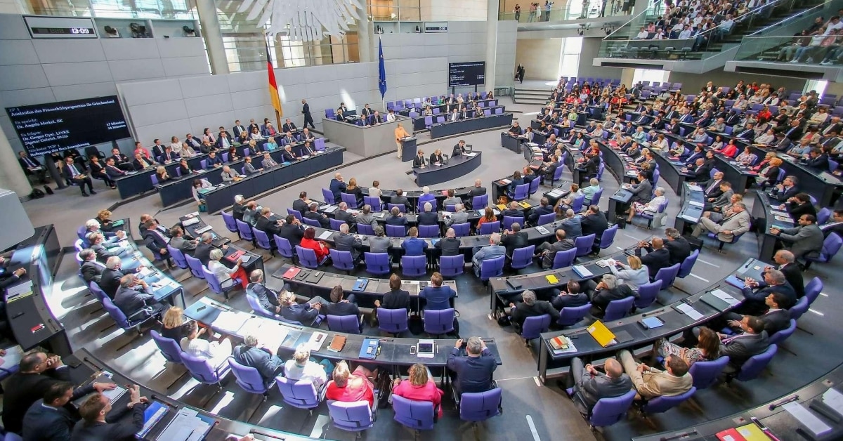 Aufwandspauschale, Amtszulage, Übergangsgeld: So viel verdient ein Abgeordneter im Bundestag