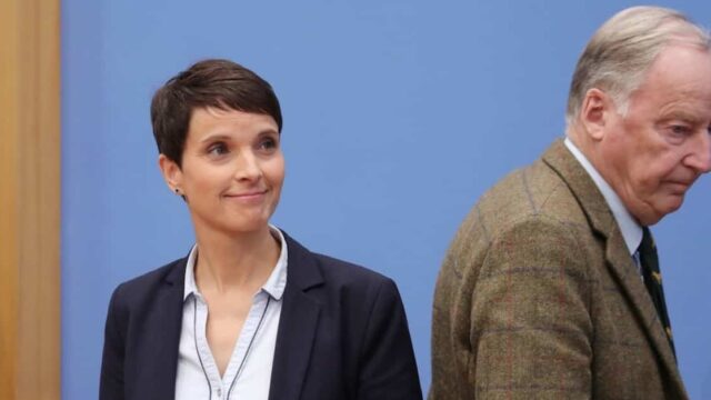 Großer Abtritt in Berlin: Petry macht den Lucke und spaltet die AfD vor laufenden Kameras