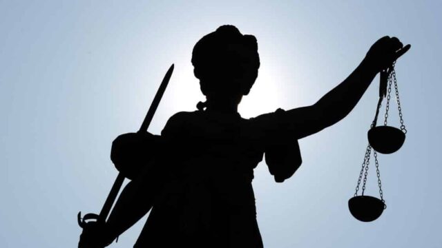 Flüchtling vergewaltigt geistig behindertes Kind – Strafe: 10 Monate auf Bewährung