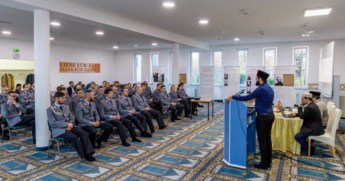 Neue "Lehrmethoden" bei der Truppe: Bundeswehr-Soldaten müssen zu Islam-Schulungen in Moschee