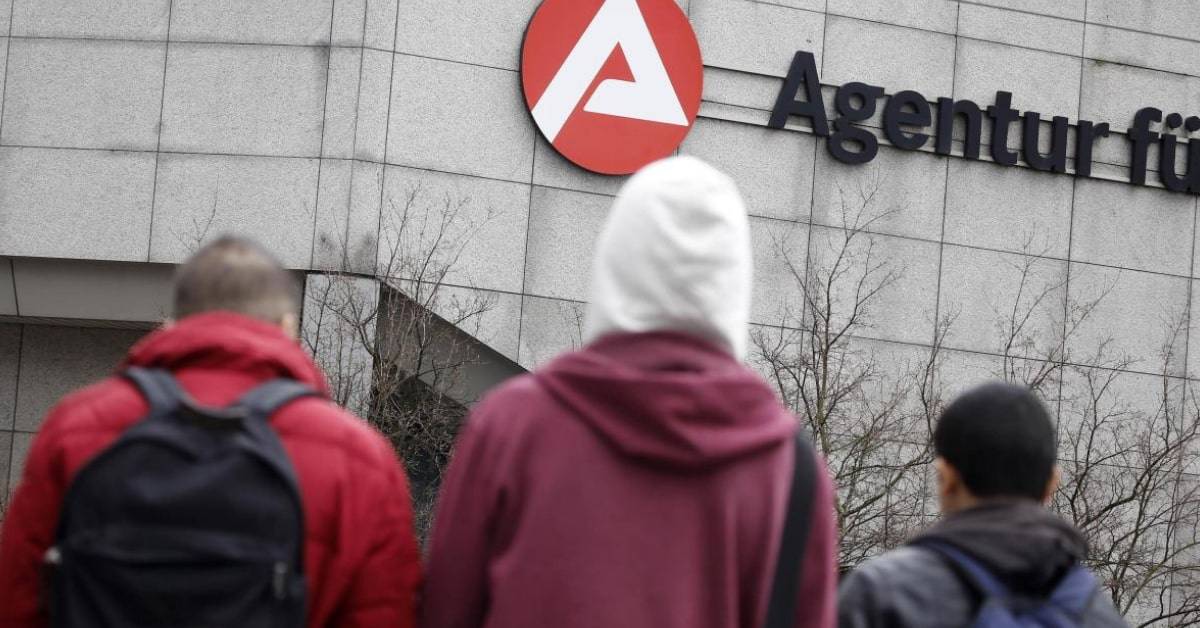 Arbeitsagentur fälscht Statistik: 62% aller Hartz IV-Empfänger als "nicht arbeitslos" ausgewiesen