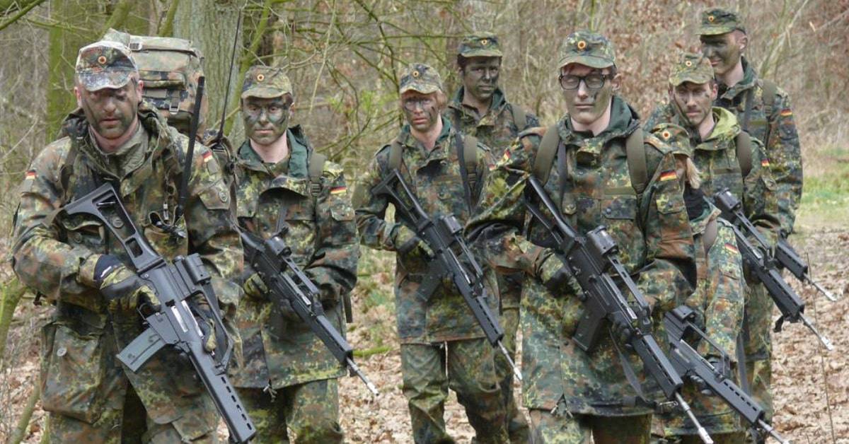 Ehemaliger US-Botschafter fordert: Deutsche Soldaten als Kanonenfutter an die Front