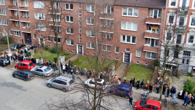 Mietpreise explodieren: Wohnungsnot bei Deutschen – Luxushotels und neue Häuser für "Flüchtlinge"