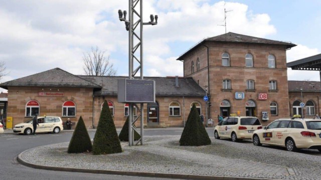 Schwabach-Limbach: "Flüchtlinge" prügeln im Suff zwei bayerische Polizisten dienstunfähig