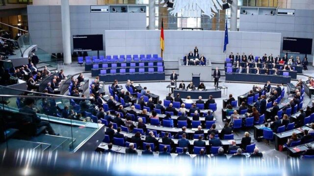 Bundestag stimmt gegen Grenzkontrollen – Grund: „Die Deutschen wünschen sich Massenmigration“