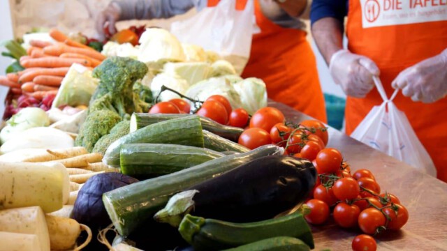 Oberlausitzer Tafel: „Bedürftige Migranten“ schmeißen nicht halal-konforme Lebensmittel in den Müll