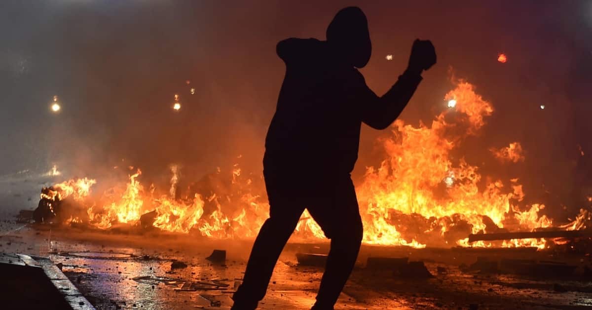 Sicherheitsexperte warnt: Europa steht kurz vor einem Bürgerkrieg!