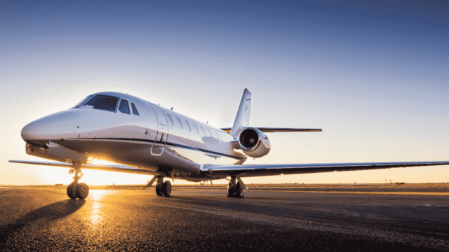 Luxus-Abschiebung: Afrikaner werden im Privatjet nach Hause geflogen – Kosten: 165.000 Euro