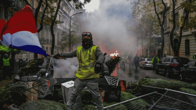 USA beschuldigen Putin: „Russland steckt hinter den Gelbwesten-Protesten in Frankreich“