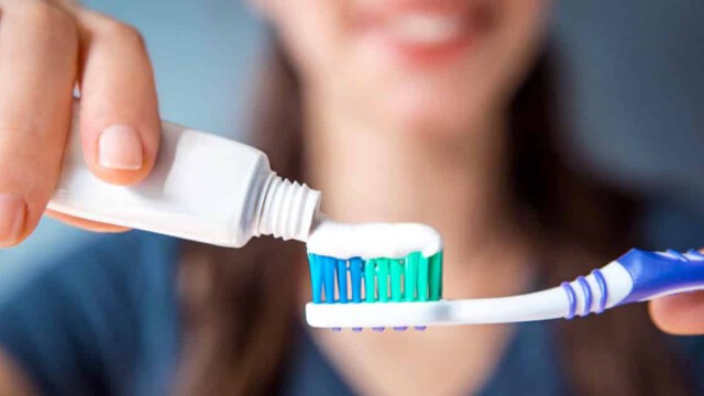 Bestnoten für giftige Zahncremes: Ökotest empfiehlt Konsum gesundheitsschädlicher Produkte