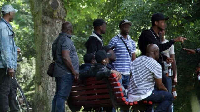 Rosa Verkaufszonen im Görlitzer Park: Berlin richtet feste Plätze für Drogendealer ein