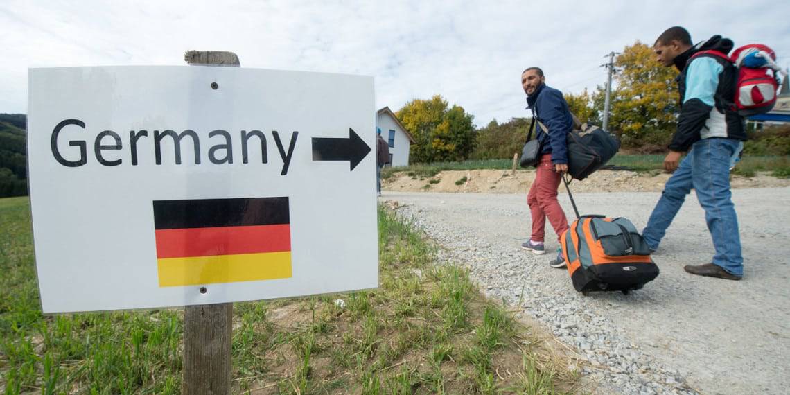 Hereinspaziert: Deutschland lässt massenhaft abgelehnte Asylbewerber aus Dänemark einreisen