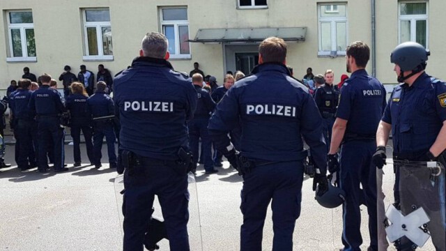 Asylterror in Regensburg: Migranten drohen unverblümt mit Ermordung von deutschen Polizisten