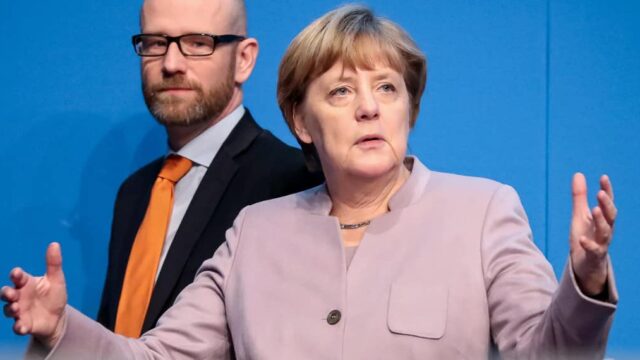 Merkel bläst zur Jagd auf Asylkritiker – 2004 sagte sie noch: „Man kann rechts und Demokrat sein“