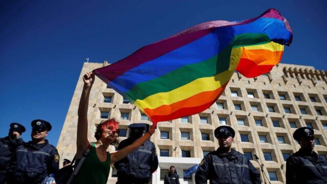 LGBT-Parade in Tiflis: Westliche Geheimdienste putschen mit George Soros in Georgien