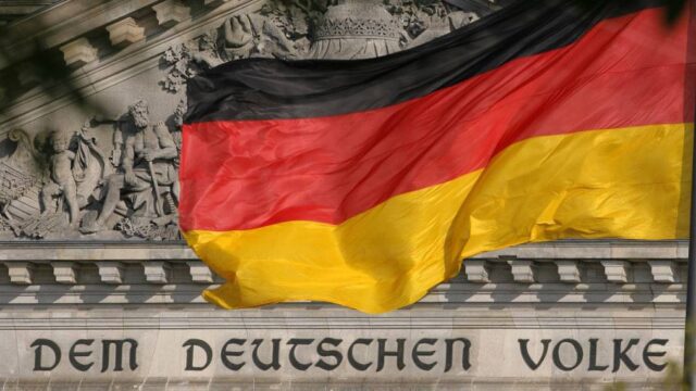 Aufruf an die Soldaten und Polizisten der Bundesrepublik Deutschland: Verteidigt unser Land!